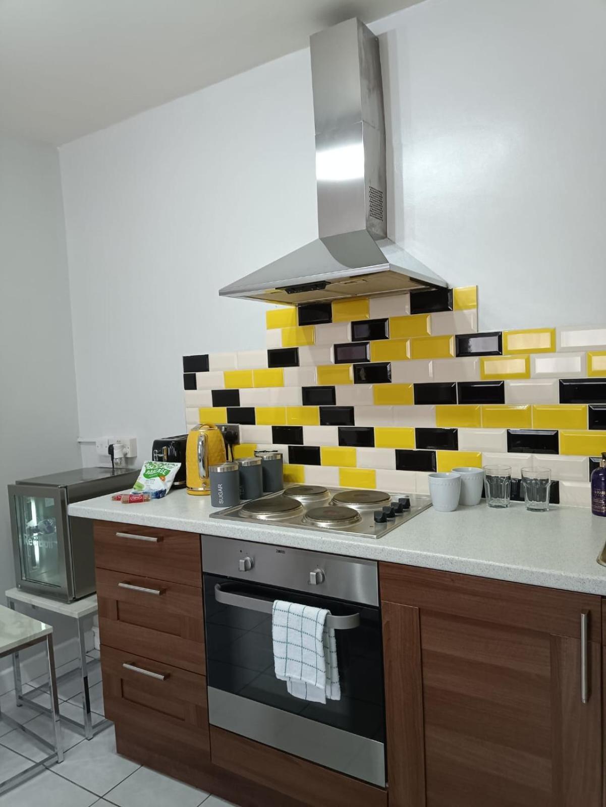 Lister Park Bradford Stylish 1Bed Coach House - Quiet & Tranquil Cottage & Parking Exteriér fotografie